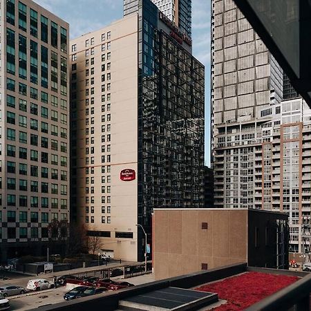 Chic 1-Br Condo; Parking Included; Downtown Core Toronto Extérieur photo